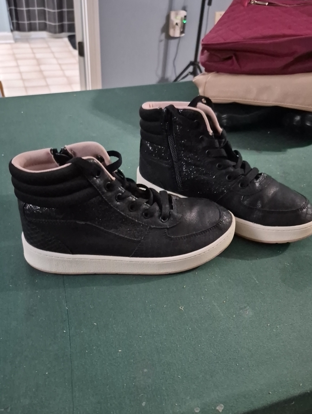 art class Black High-Top Kids Sneakers with White Sole